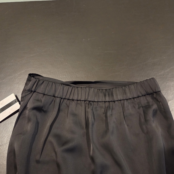 Nine West Black Faux Wrap Satin Finish Midi Skirt Size S NWT - Picture 16 of 16